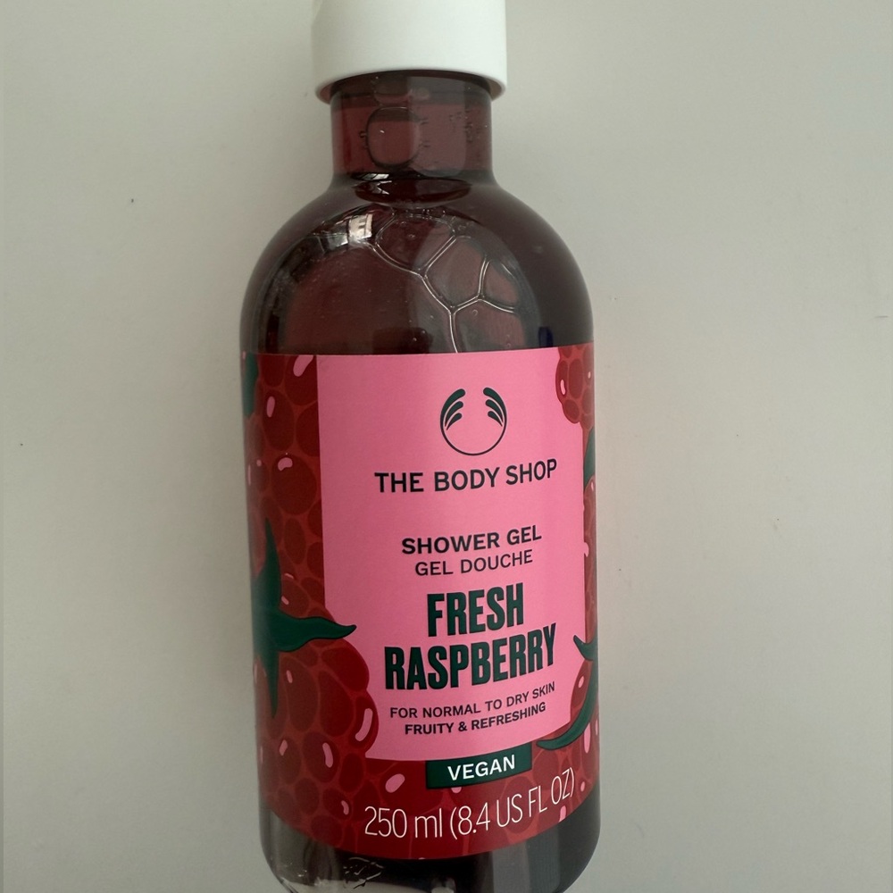 The Body Shop Body Wash Fresh Raspberry scent NWOT